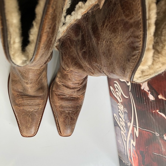 Lagrange Leather brown boots, worn couple of times. Look new. Inside lined. - Picture 7 of 7